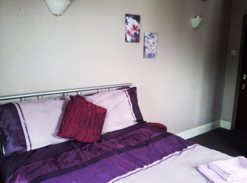 Shoulder Of Mutton Hotel Milton Keynes Phòng bức ảnh