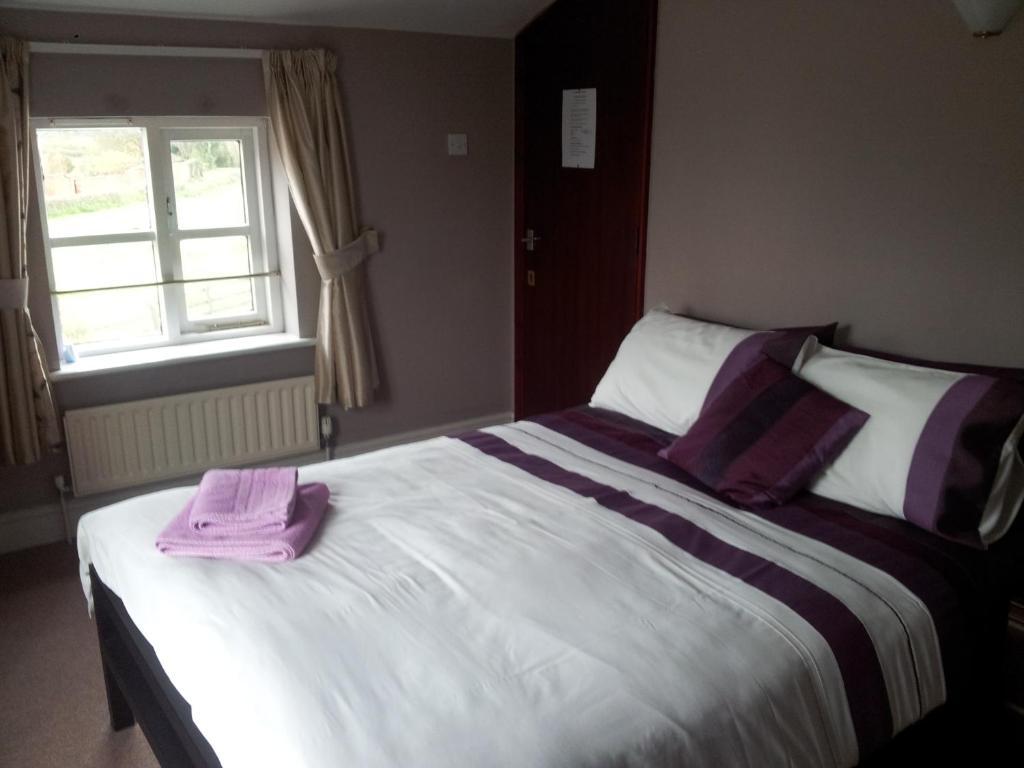 Shoulder Of Mutton Hotel Milton Keynes Phòng bức ảnh