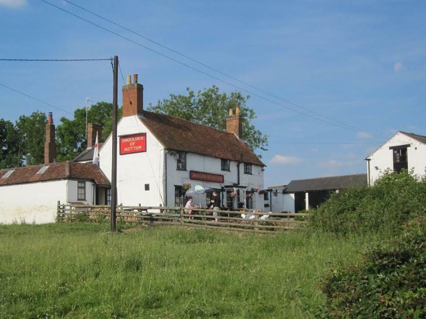 Shoulder Of Mutton Hotel Milton Keynes Ngoại thất bức ảnh