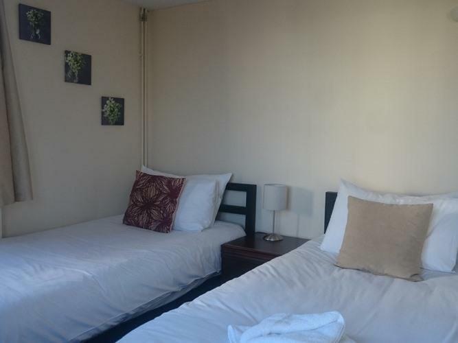 Shoulder Of Mutton Hotel Milton Keynes Ngoại thất bức ảnh